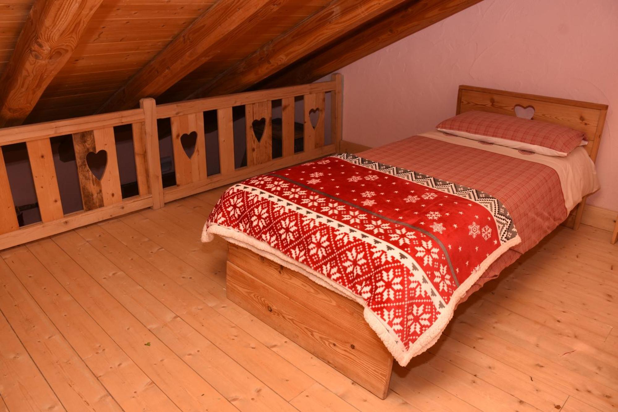 La Ferme Du Grand Paradis 코네 객실 사진